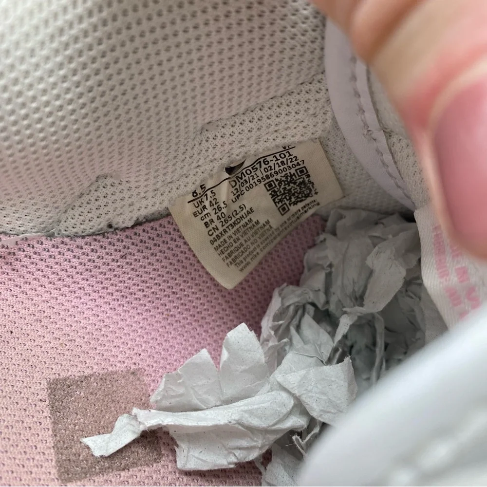 Nike Air Force 1 Low‎ Retro Valentines Day White Pink Mens DM0576 101 - SIZE 8.5